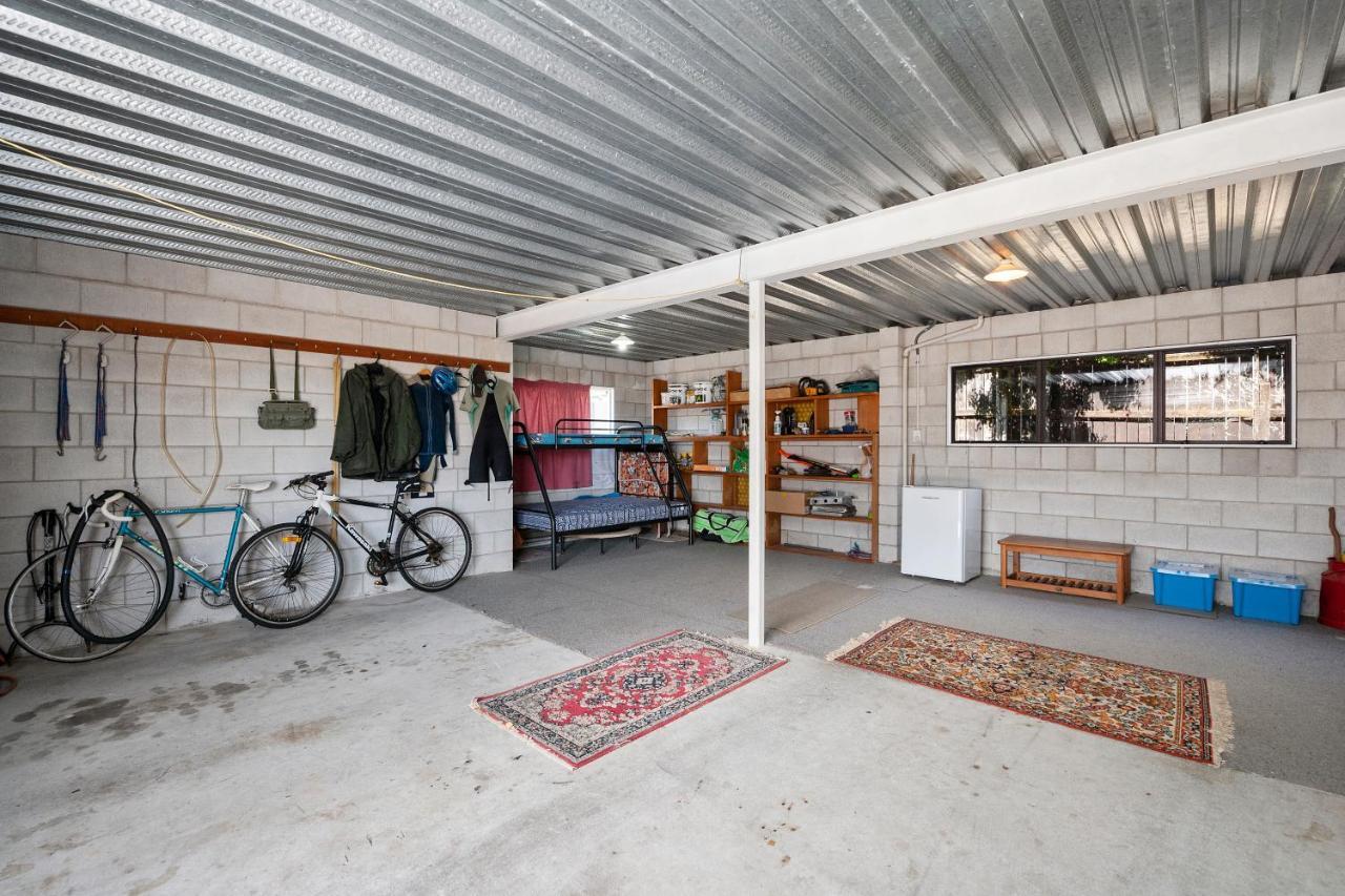 Lake Vista At Two Mile Bay- Taupo Central Home Bagian luar foto